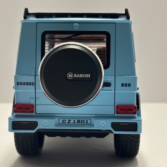 mercedes-benz g wagon G-CLASS 1:18 G700 SUV Metal Diecast Alloy Toys Cars Toy le - Picture 4 of 10